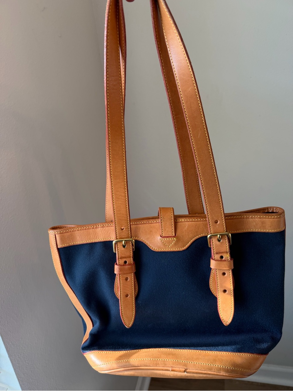 Vintage Dooney & Bourke Navy and Tan Leather Tote - Picture 2 of 8